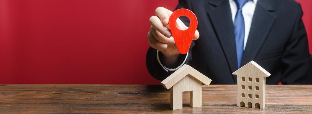 Role of property location in real estate investment decisions